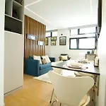 Modern With Kitchen & Secure Parking In 公寓