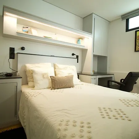 Modern With Kitchen & Secure Parking In