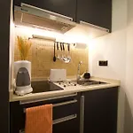 Modern With Kitchen & Secure Parking In Apartamento