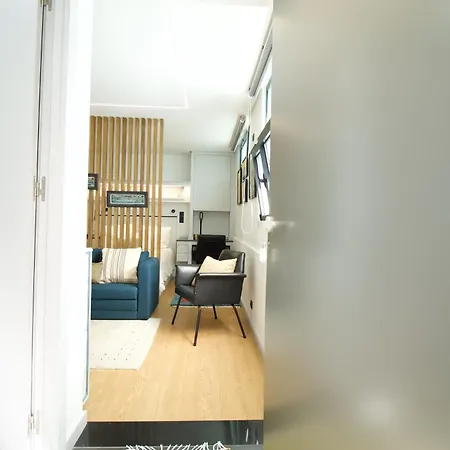 Apartman Modern With Kitchen & Secure Parking In Funchal